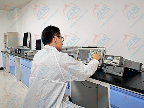 电磁亚洲香蕉在线观看图片